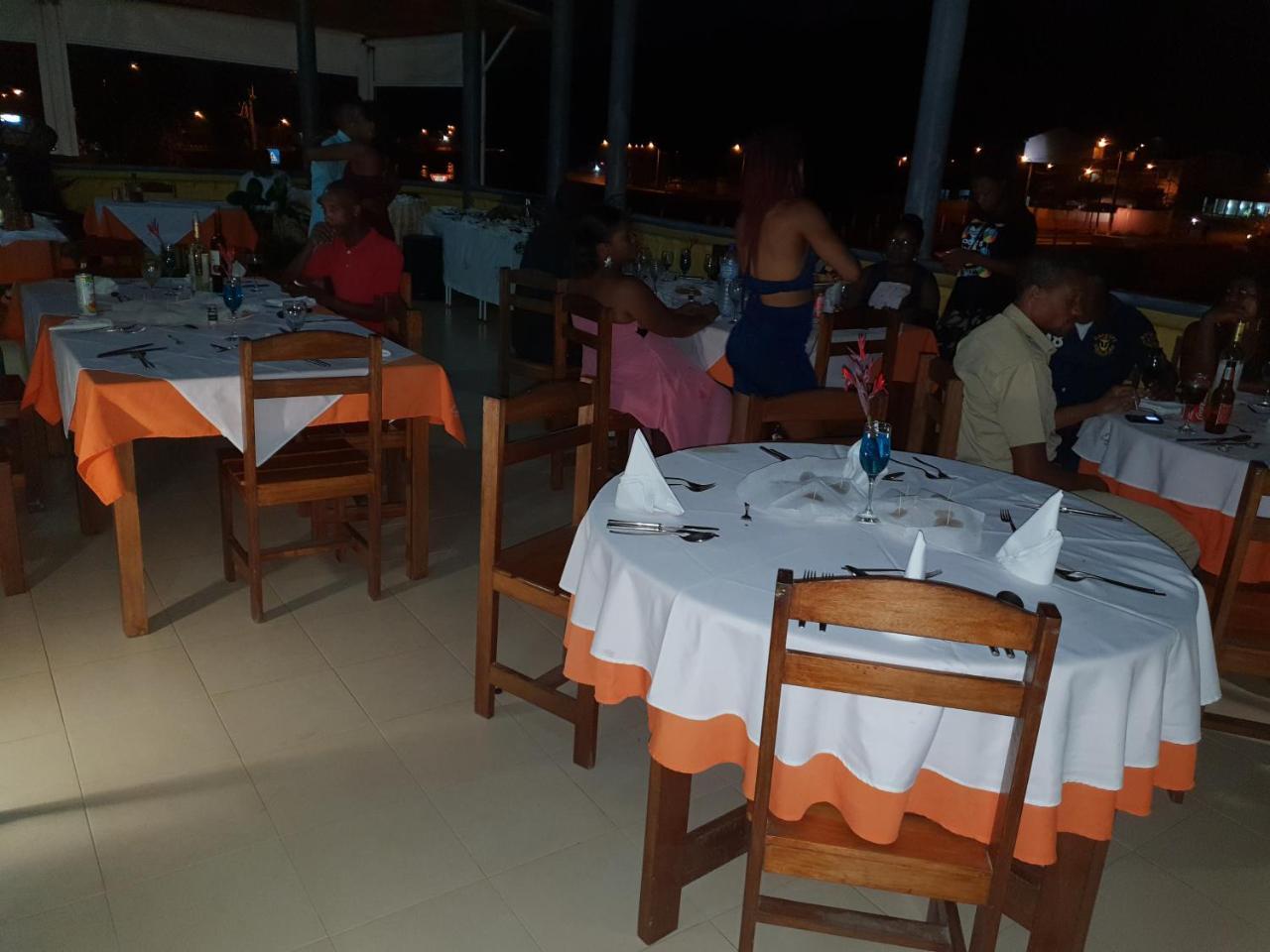 Hotel Residencial Mira Rio Santo António Esterno foto